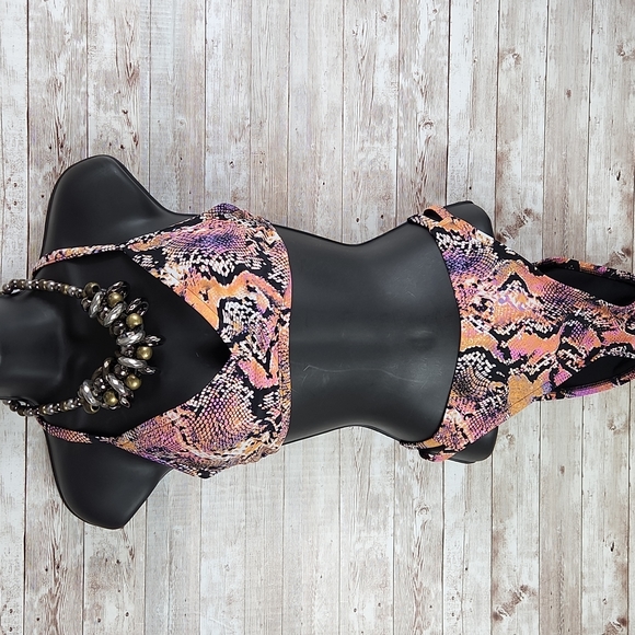Shade & Shore Other - Shade & Shore, 2 pc Swimsuit Bikini,  coral, black, yellow Reptile print, Sz M/L